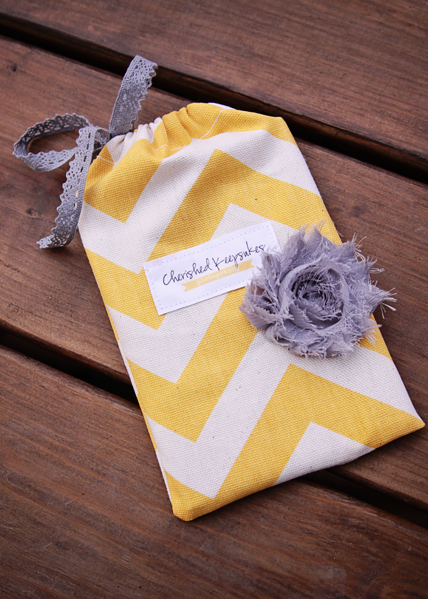 5 Custom Gift Bags -perfect For Wedding Favors